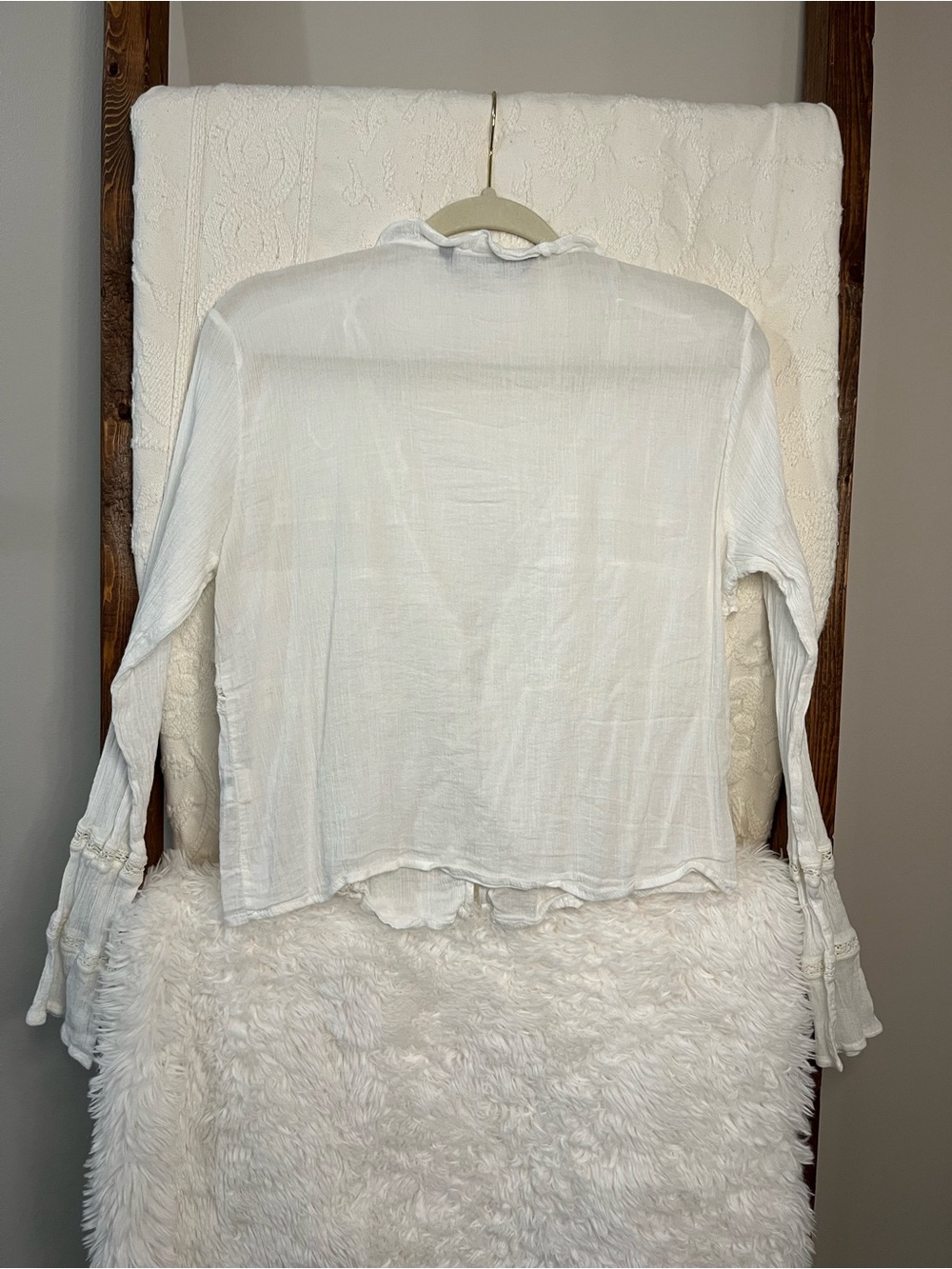 Zara Romantic Lace-Trimmed Tie-Front Blouse - White - Picture 5 of 5